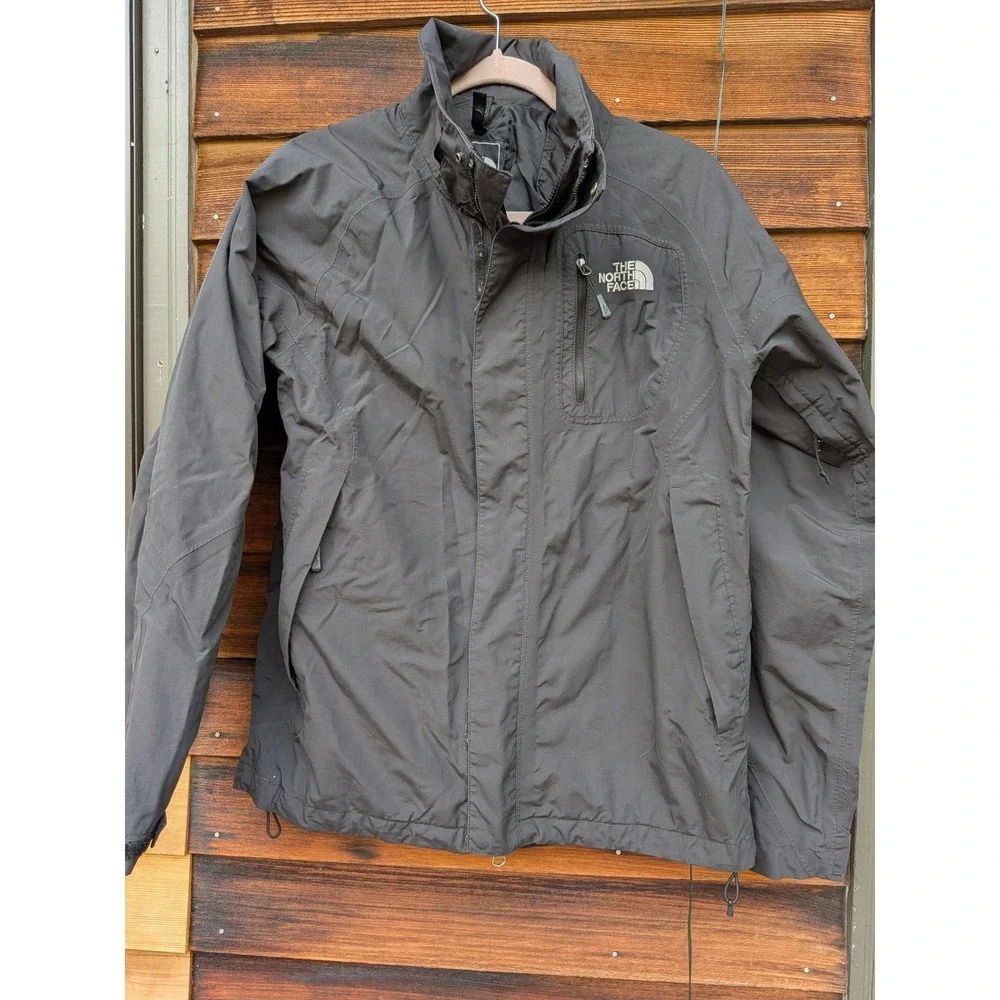North Face men's rugged Hiking Outdoor Performance jacket Small
